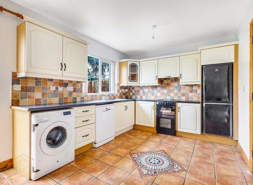 2 Ard Cluain, Roslea Rd, Clones, H23RX84
