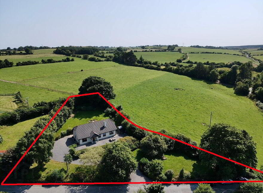 Ballylaneen, Ballylaneen, X42Y383