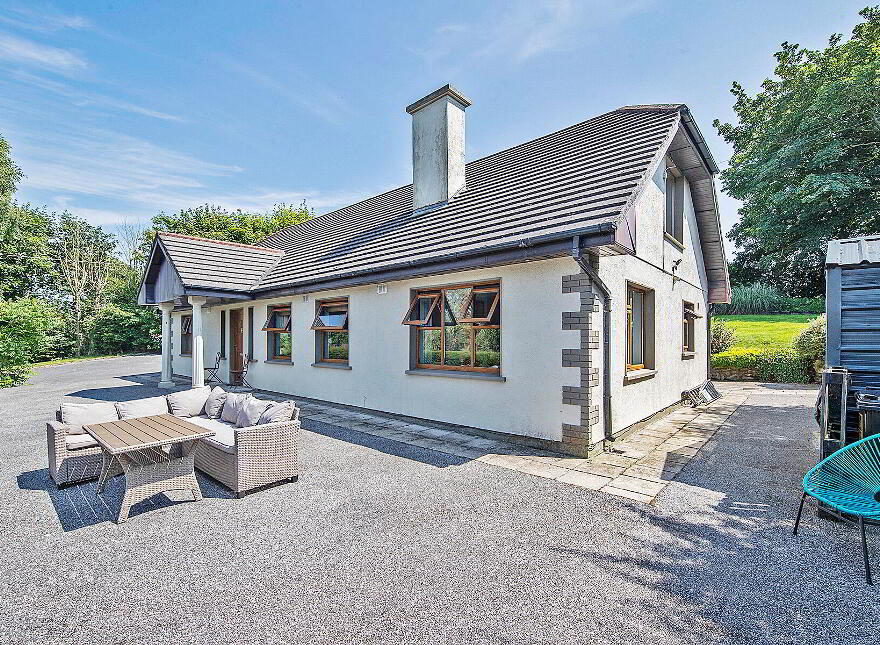 Ballylaneen, Ballylaneen, X42Y383