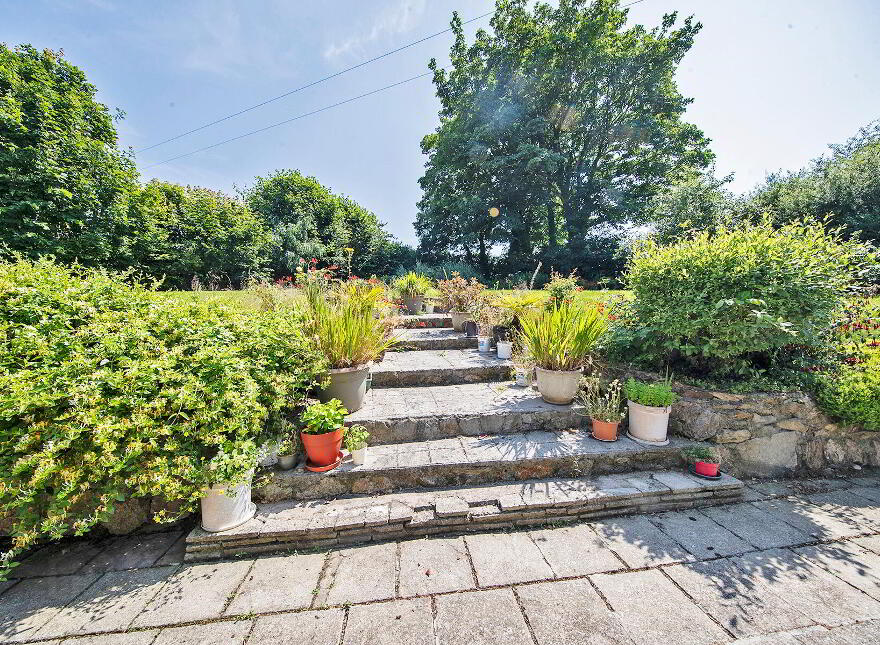 Ballylaneen, Ballylaneen, X42Y383
