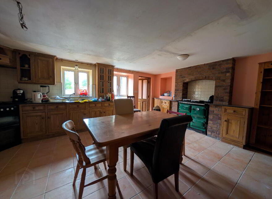 Market Street, Swinford, F12KN81