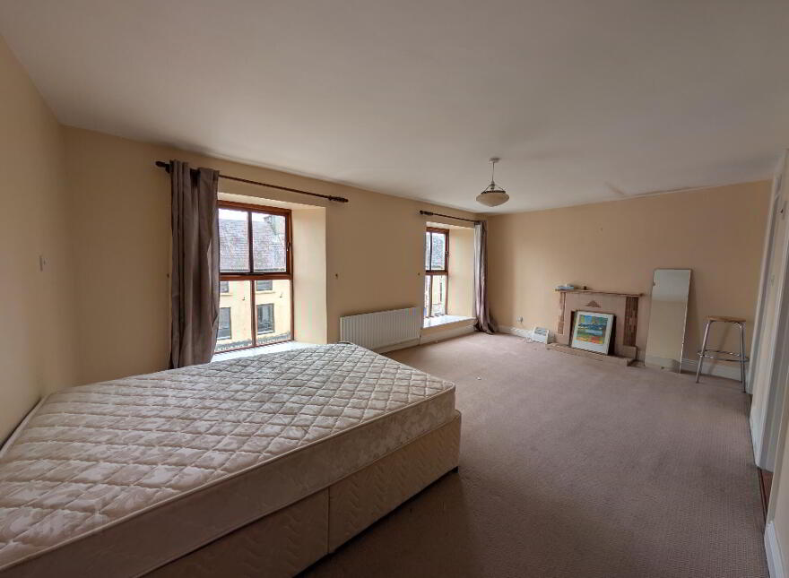 Market Street, Swinford, F12KN81