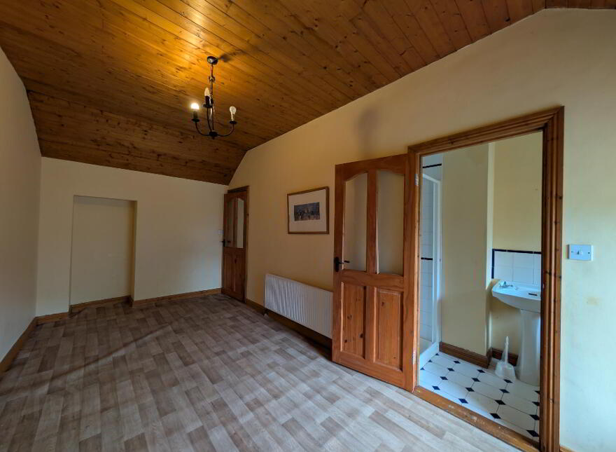 Market Street, Swinford, F12KN81