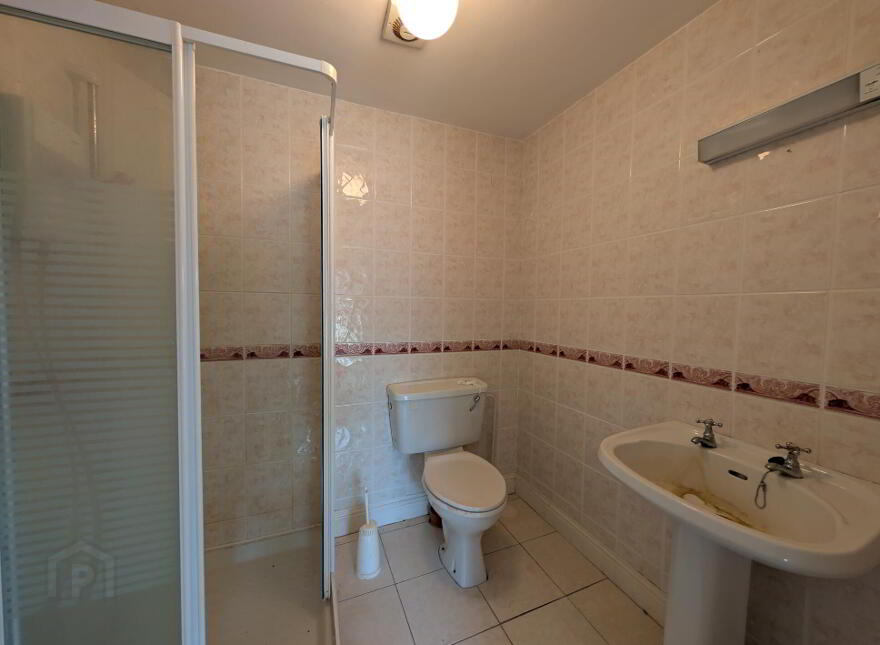Market Street, Swinford, F12KN81