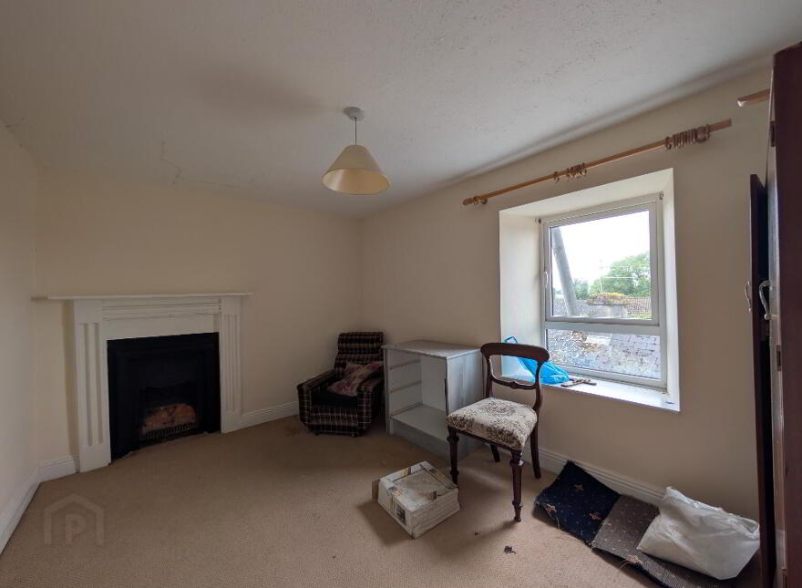 Market Street, Swinford, F12KN81