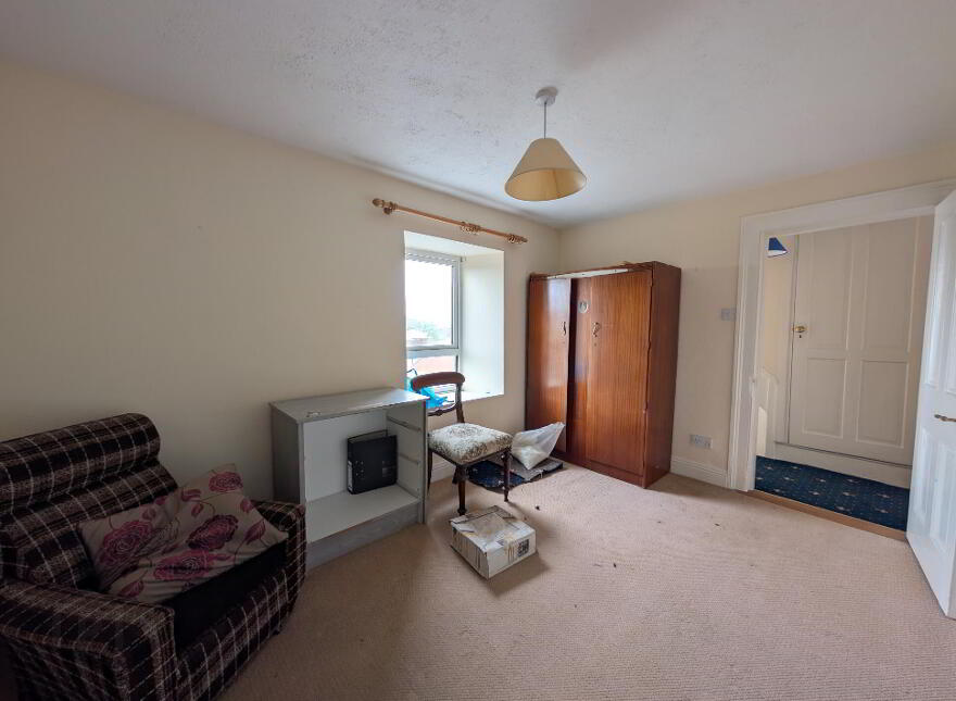 Market Street, Swinford, F12KN81