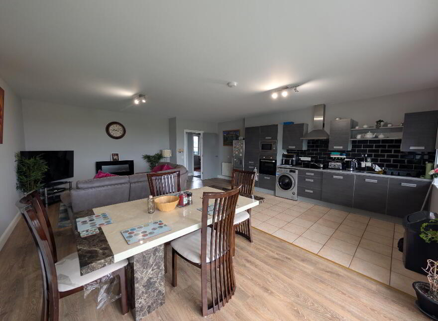 10 Chapel Court, Chapel Lane, Claremorris