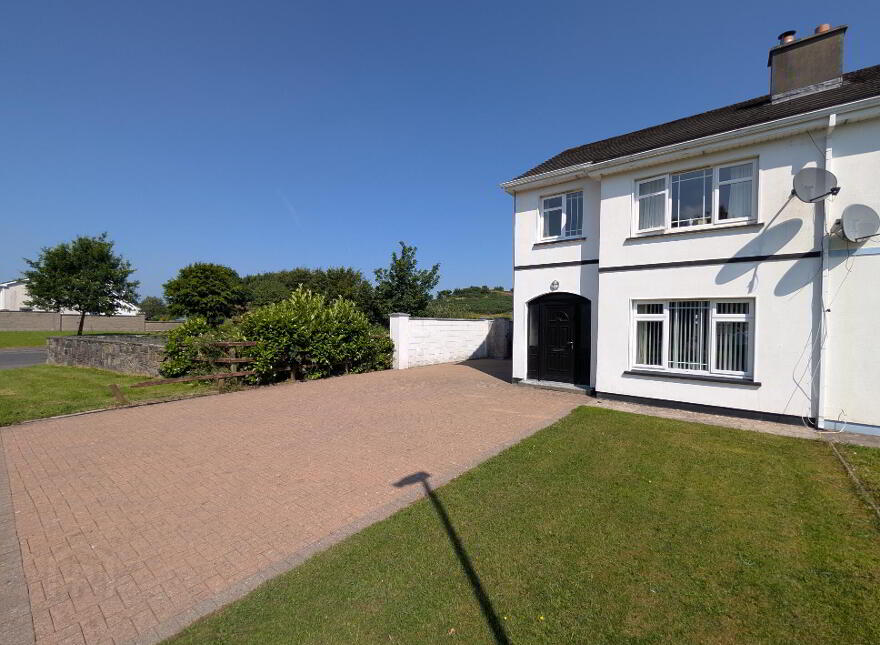 16 Coill Abhainn, Swinford, F12V070
