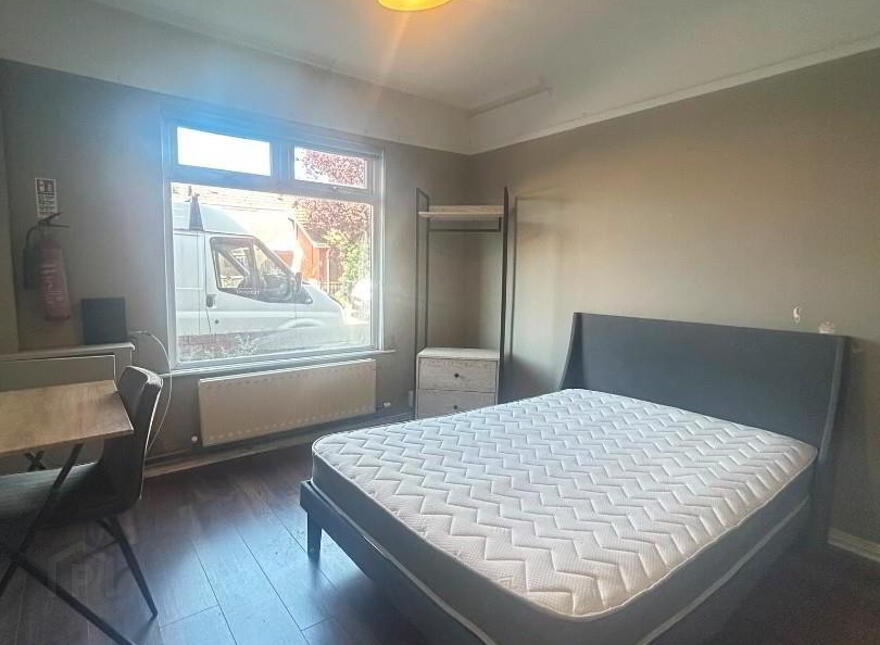 Rooms 1,3 & 4, 14 Beechmount Street, Belfast, BT12 7NG photo