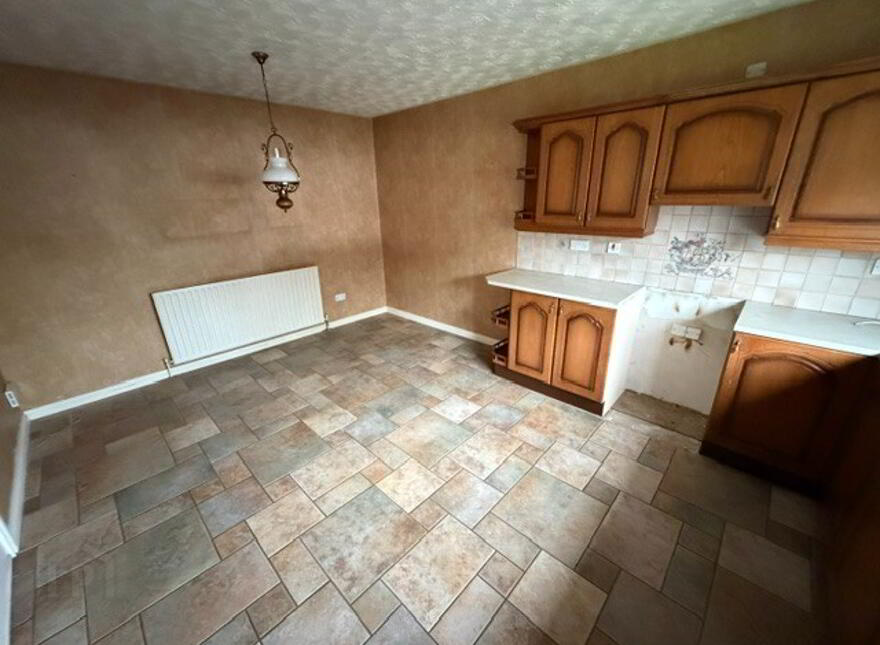 15 Woodlands, Broughshane, BT43 7NT