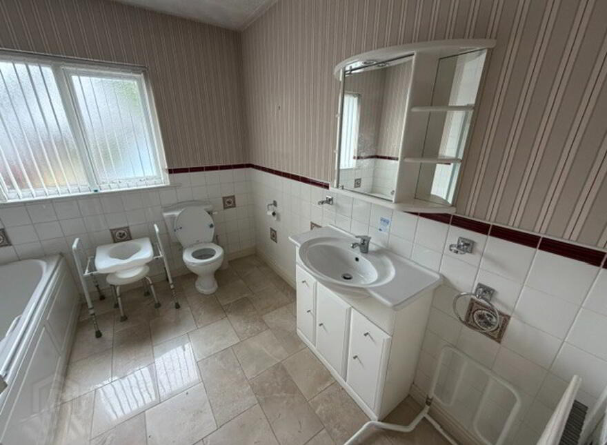 15 Woodlands, Broughshane, BT43 7NT