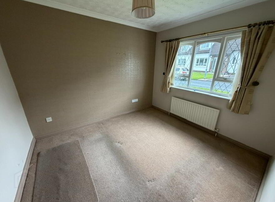 15 Woodlands, Broughshane, BT43 7NT