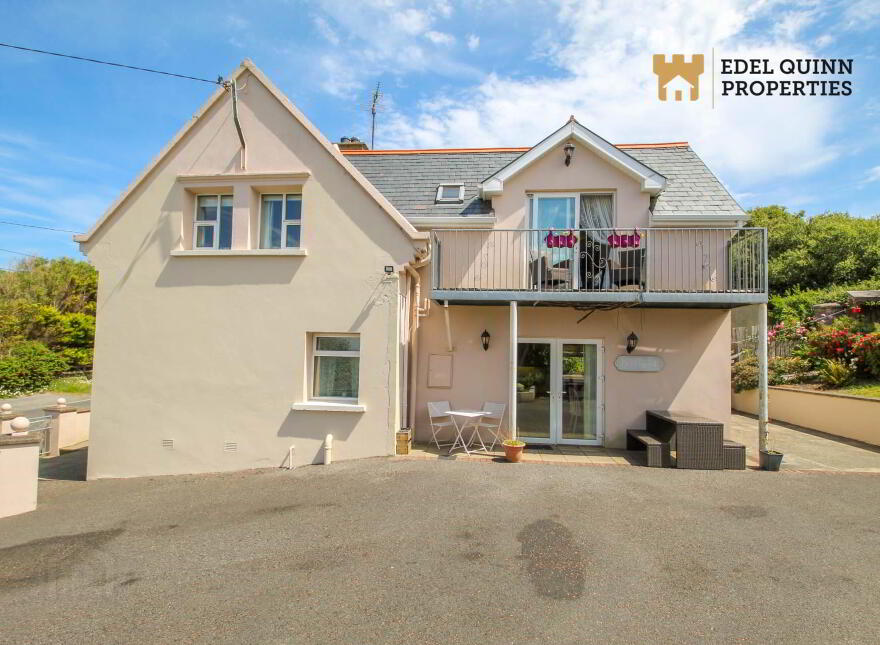Station House, Rossnowlagh, F94P6P2
