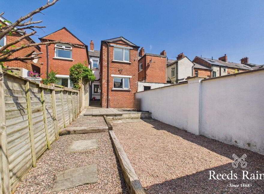 24 Lisburn Avenue, Lisburn Road, Belfast, BT9 7FX