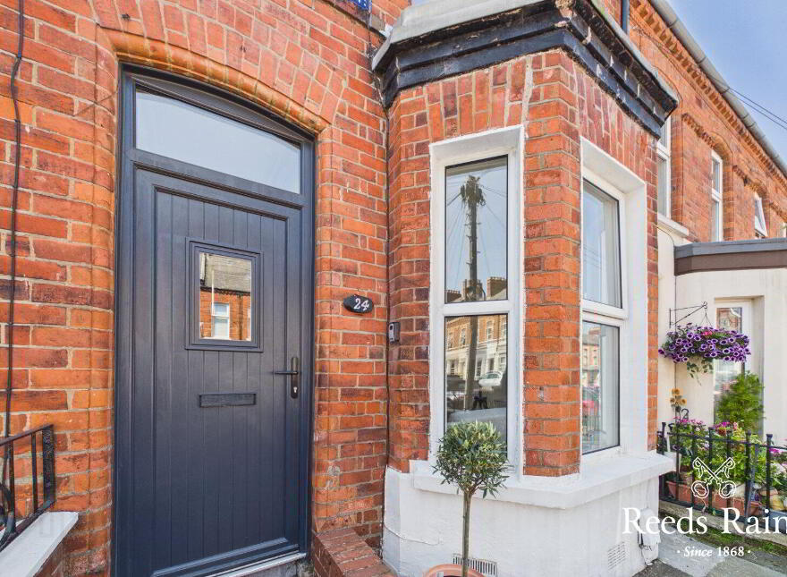 24 Lisburn Avenue, Lisburn Road, Belfast, BT9 7FX