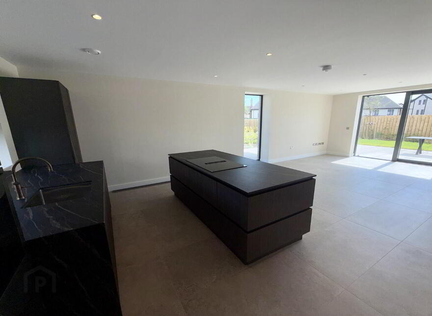 Apt 20 The Residences, Kings Hall Lane, Belfast, BT9 6GW