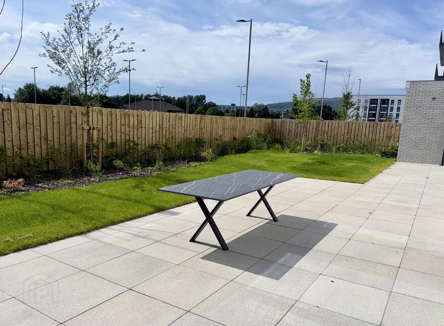 Apt 20 The Residences, Kings Hall Lane, Belfast, BT9 6GW