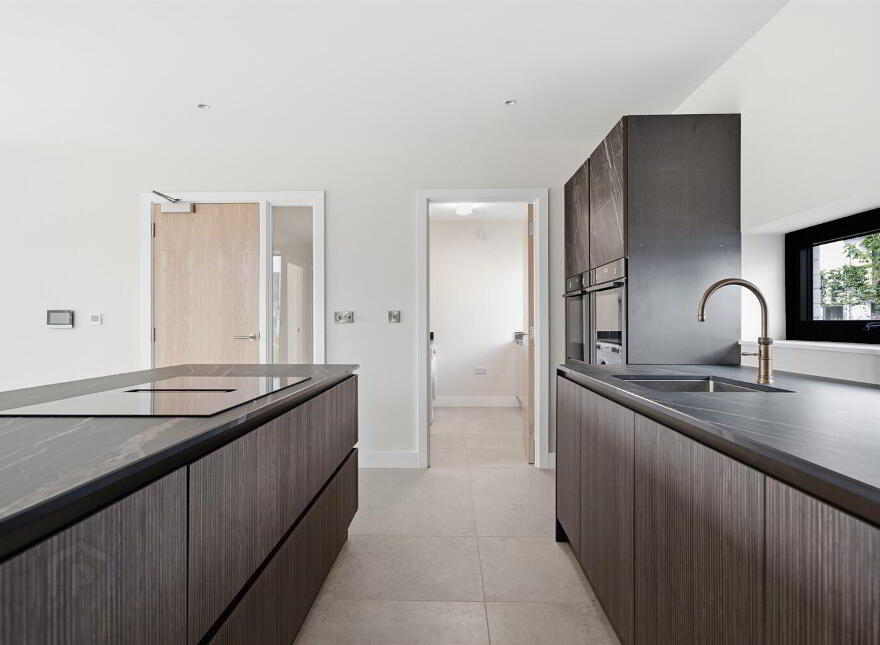 Apt 20 The Residences, Kings Hall Lane, Belfast, BT9 6GW