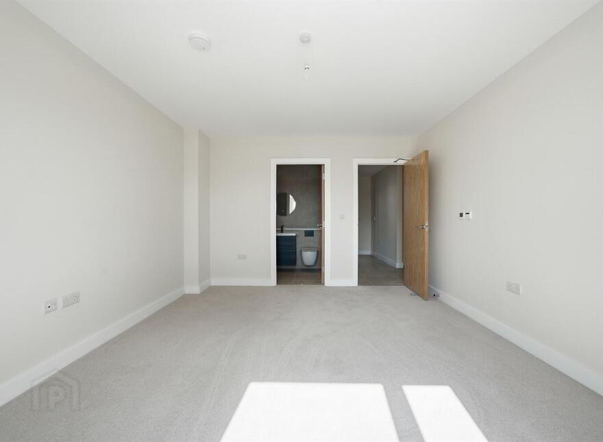 Apt 20 The Residences, Kings Hall Lane, Belfast, BT9 6GW