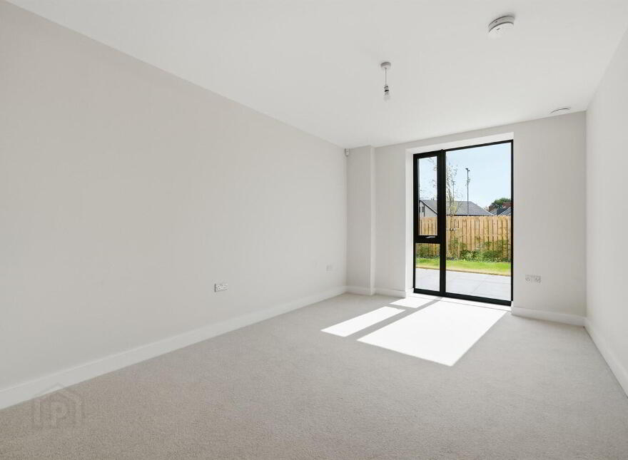 Apt 20 The Residences, Kings Hall Lane, Belfast, BT9 6GW