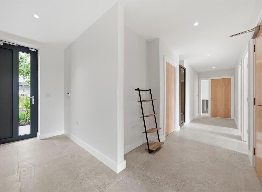 Apt 20 The Residences, Kings Hall Lane, Belfast, BT9 6GW