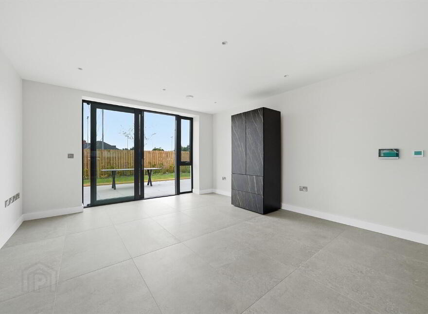 Apt 20 The Residences, Kings Hall Lane, Belfast, BT9 6GW