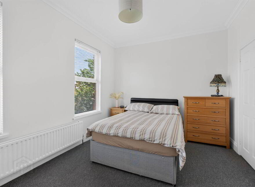 78 Bloomfield Avenue, Belfast, BT5 5AE