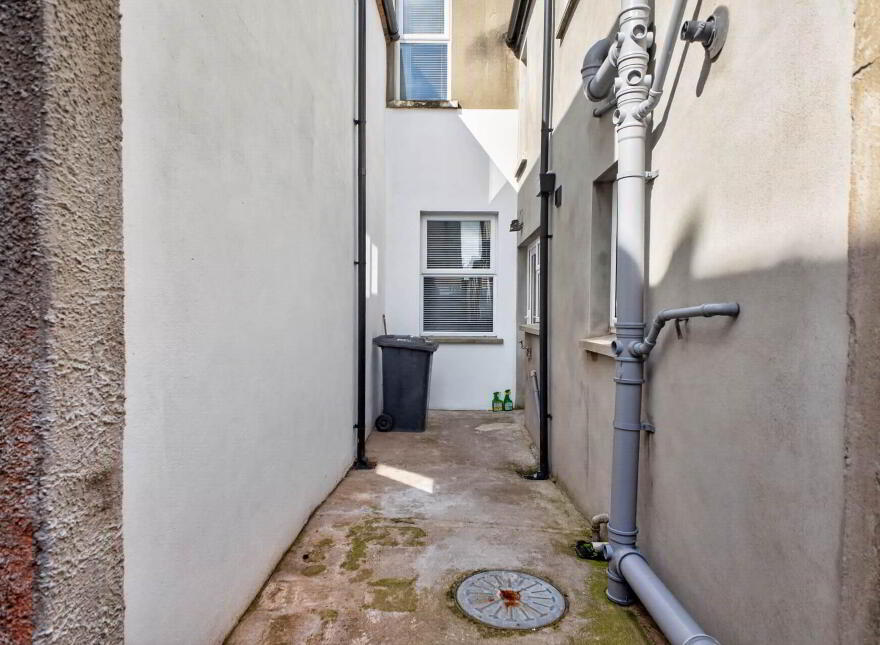 78 Bloomfield Avenue, Belfast, BT5 5AE