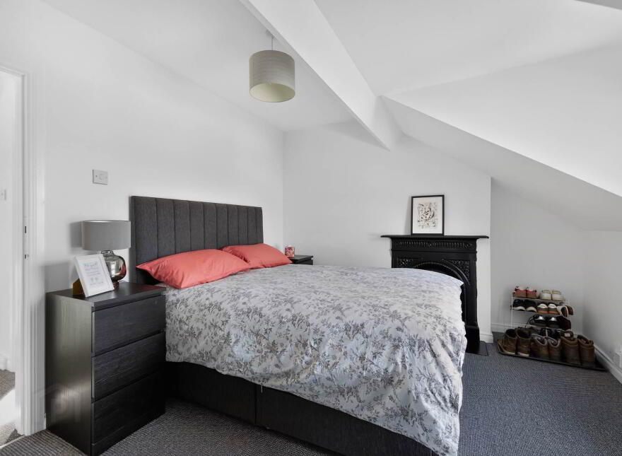 78 Bloomfield Avenue, Belfast, BT5 5AE