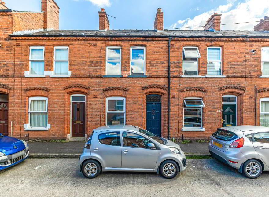 239 Cregagh Street, Belfast, BT6 8NL
