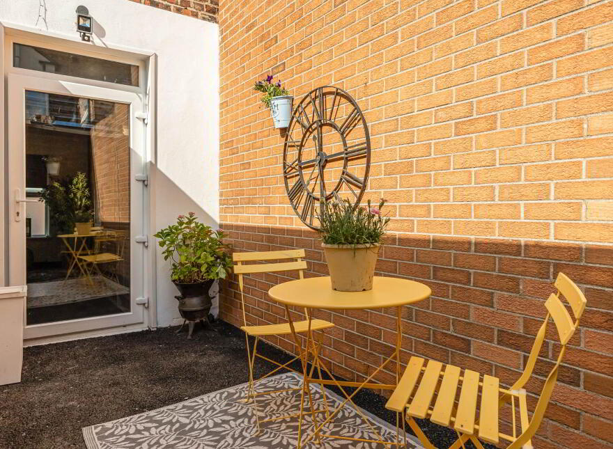 239 Cregagh Street, Belfast, BT6 8NL