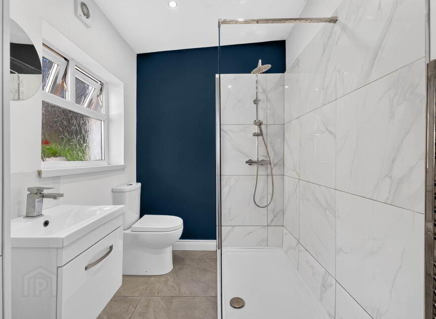239 Cregagh Street, Belfast, BT6 8NL