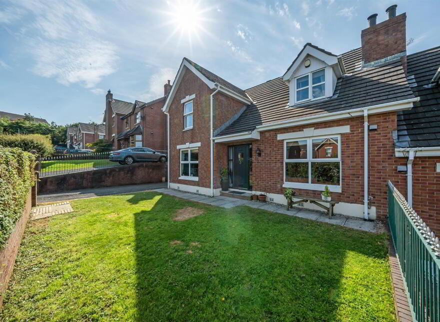 33 Mayfield Drive, Mallusk, Newtownabbey, BT36 7WN
