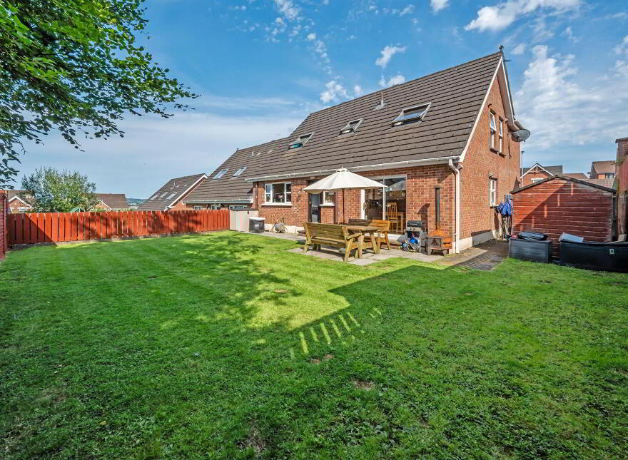 33 Mayfield Drive, Mallusk, Newtownabbey, BT36 7WN