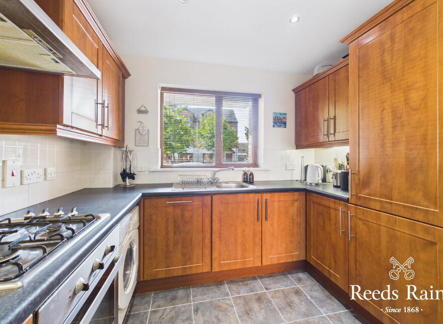 44 Redwood Grove, Dunmurry, Belfast, BT17 9RN