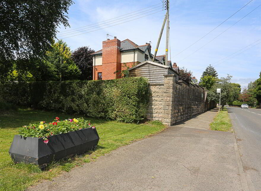 81 Drumbeg Road, Belfast, BT17 9LE