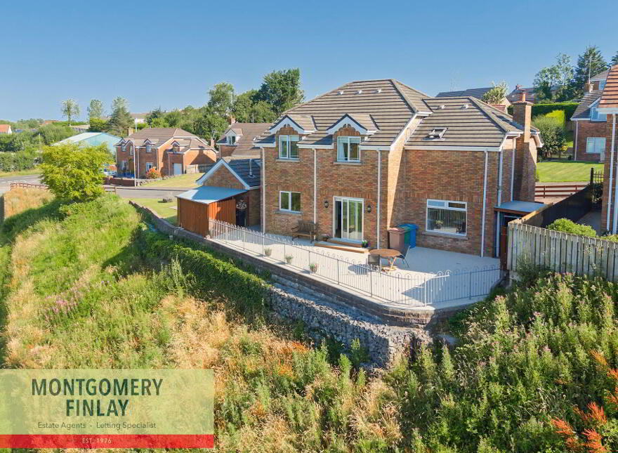 1 Clover Brae, Enniskillen, BT74 4AB