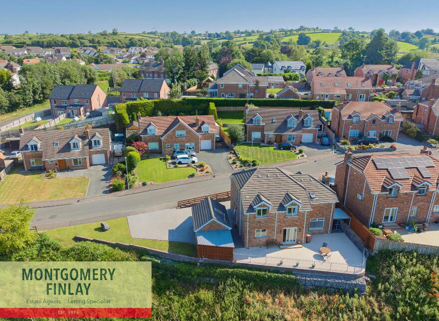 1 Clover Brae, Enniskillen, BT74 4AB