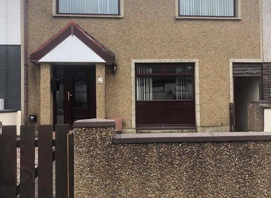 63 Fairway, Larne, BT40 2BG
