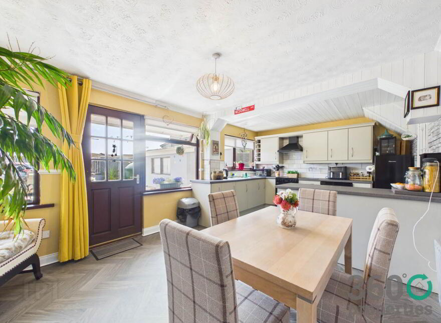 38 Dunvale, Ballymena, BT43 6NX