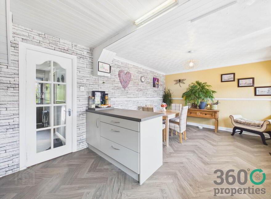 38 Dunvale, Ballymena, BT43 6NX