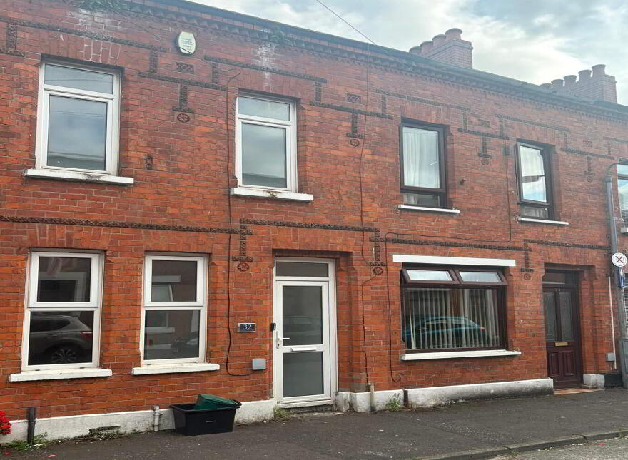 32 Carrington Street, Belfast, BT6 8GF