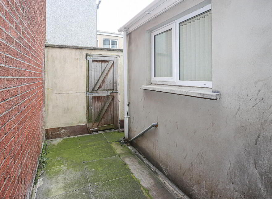 16 Eccles Street, Belfast, BT13 3GS