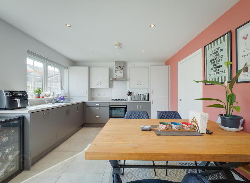 45 Rocklyn Crescent, Donaghadee, BT21 0FY