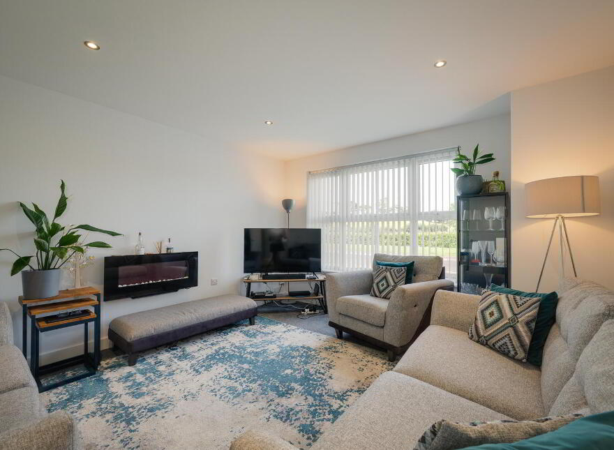 45 Rocklyn Crescent, Donaghadee, BT21 0FY