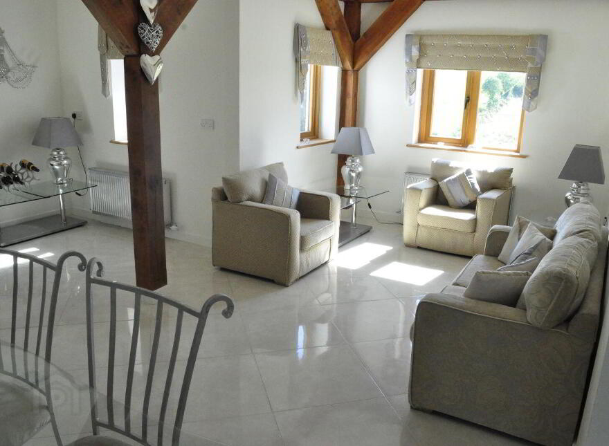 The White House, Drumgore, Loughduff, H12WR13