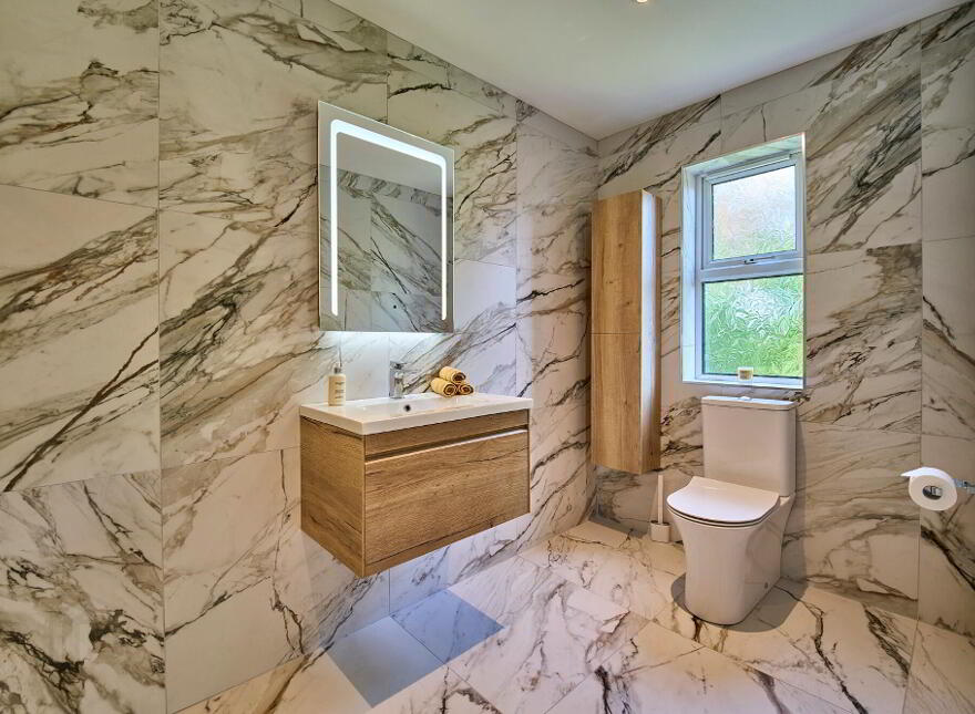 8 Ballycrochan Drive, Bangor, BT19 7LB