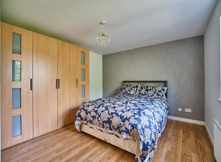 8 Ballycrochan Drive, Bangor, BT19 7LB