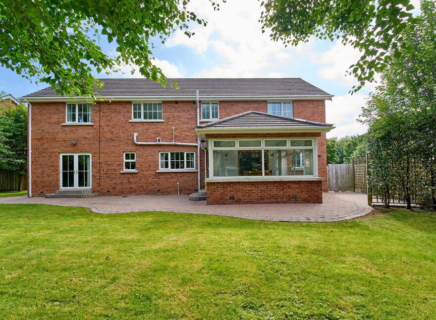 8 Ballycrochan Drive, Bangor, BT19 7LB