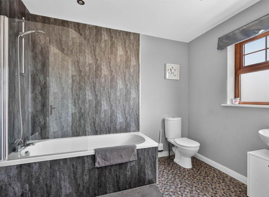 6 Bridgelea Avenue, Conlig, Bangor, BT23 7HX